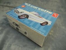 125 Scale 1953 Chevy Corvette Roadster White Amtround 2 Model Kit-sealed
