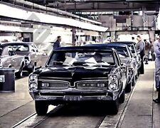 1967 Pontiac Gto On Automobile Auto Factory Assembly Line 8x10 Photo