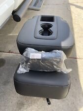 Chrysler Pacifica 2017-2023 Middle Seat Black Leather Second Row 8 Passenger