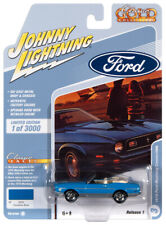 2021 Johnny Lightning Classic Gold 1b Blue 1972 Ford Mustang Conv Nip