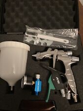 Anest Iwata Ws400 1.3hd Spray Gun In Case With Cup Regulator Blow Gun