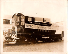 Canadian Pacific Railway Diesel Engine 6700 Yard Switcher G.m. 800 Hp Photo 8x10